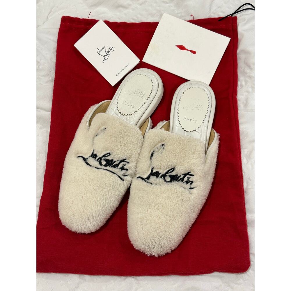 Christian Louboutin Faux Fur Coolito Donna Flat White Mules Slides size 37.5